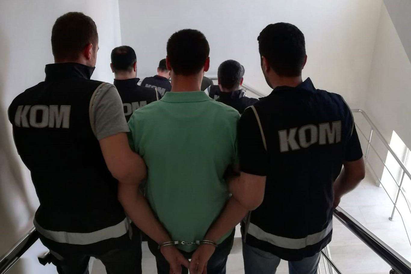 Adana merkezli 15 ilde FETÖ operasyonu: 22 gözaltı Adana merkezli 15 ilde FETÖ operasyonu: 22 gözaltı